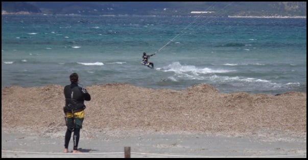 9 Alguien debería cuidar de donde estas mientras haces kitesurf