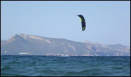 2 Borja kitesurfen mallorca Sonic FR tolles Drachenfoil
