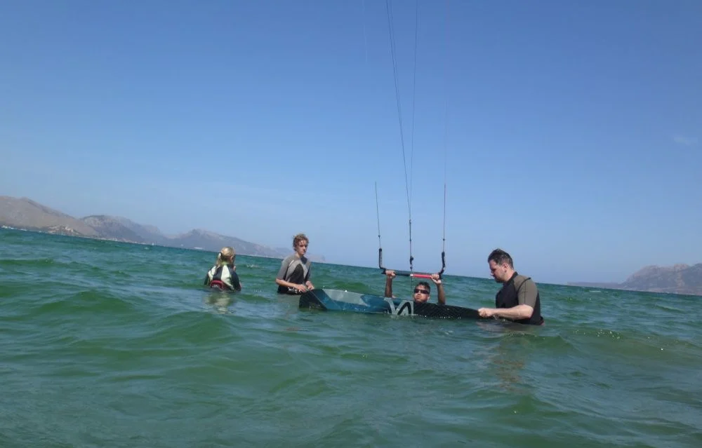 3 thanks my friends kitesurfing mallorca