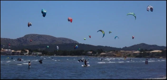 Ein Kitesurf-Tag wie so viele Tage mallorca kiteschool