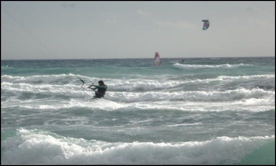 eine Strömung von Osten-Winde, die sicherlich Instabilität kitekurse Mallorca in April