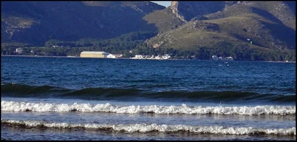 1 Sobald Sie das Ufer erreichen mallorca kiteschule Ihre kitekurs auf Mallorca