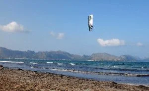 12 kitesurfing mallorca Manuel flysurfer Lutus first waterstart and ride