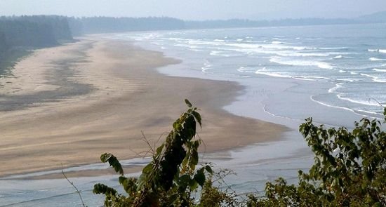 Ratnagiri-beach kitesurfing lessons Mallorca kite-blog