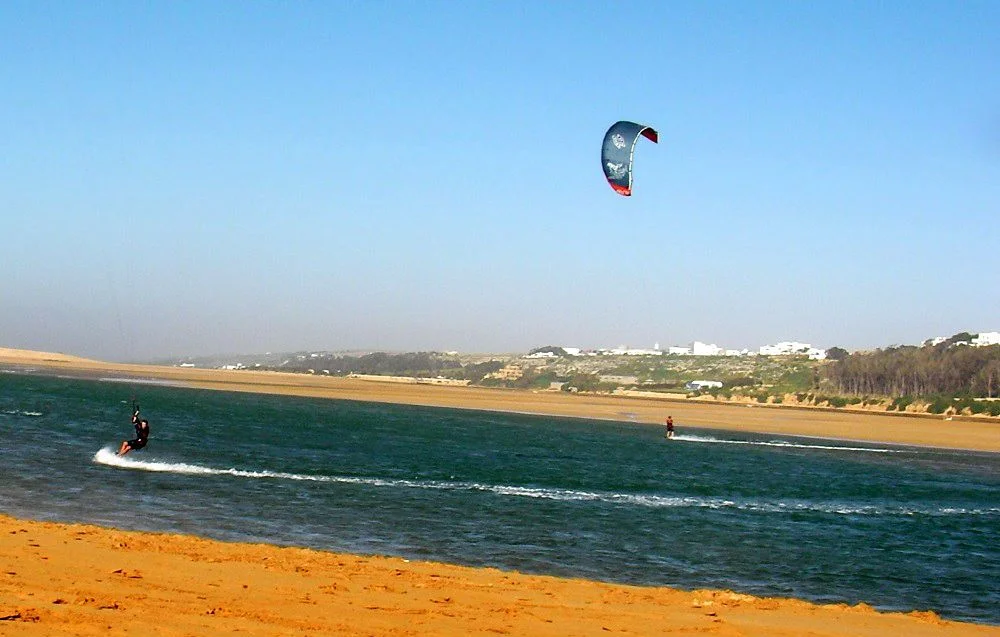 wind in Morocco Oualidia kitesurfing spot Mallorca kiteschool winter kitetrips