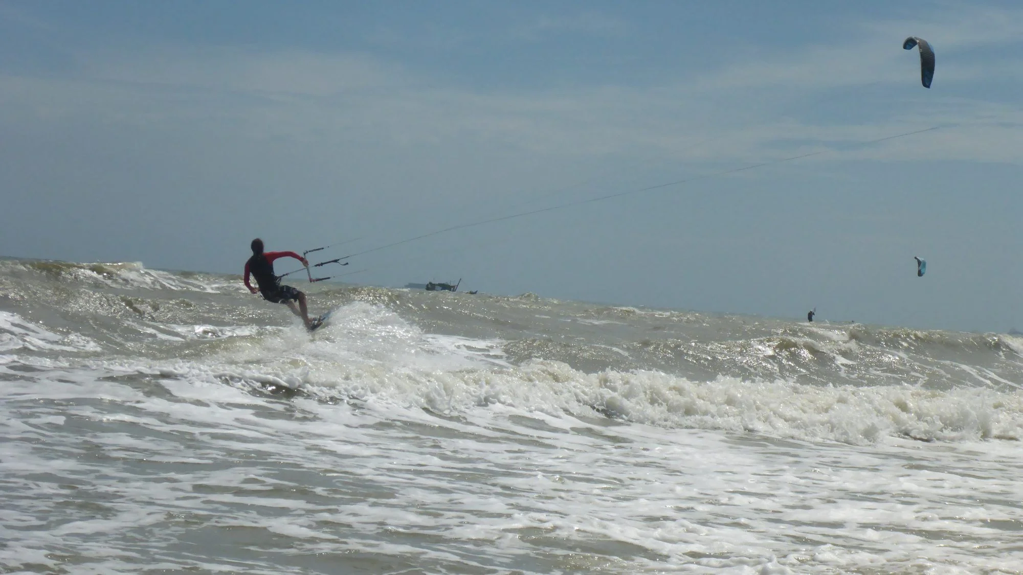 anfänger kitekurse auf Vietnam - kiteschule Vung Tau in December