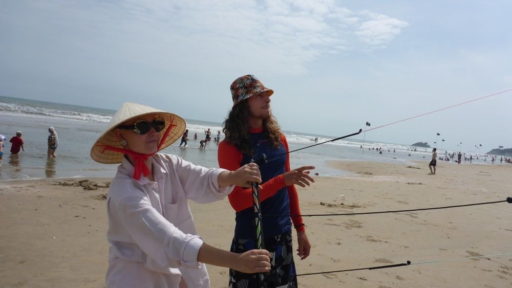 kitesurfing lessons in Vung Tau - best kitespot Vietnam in November
