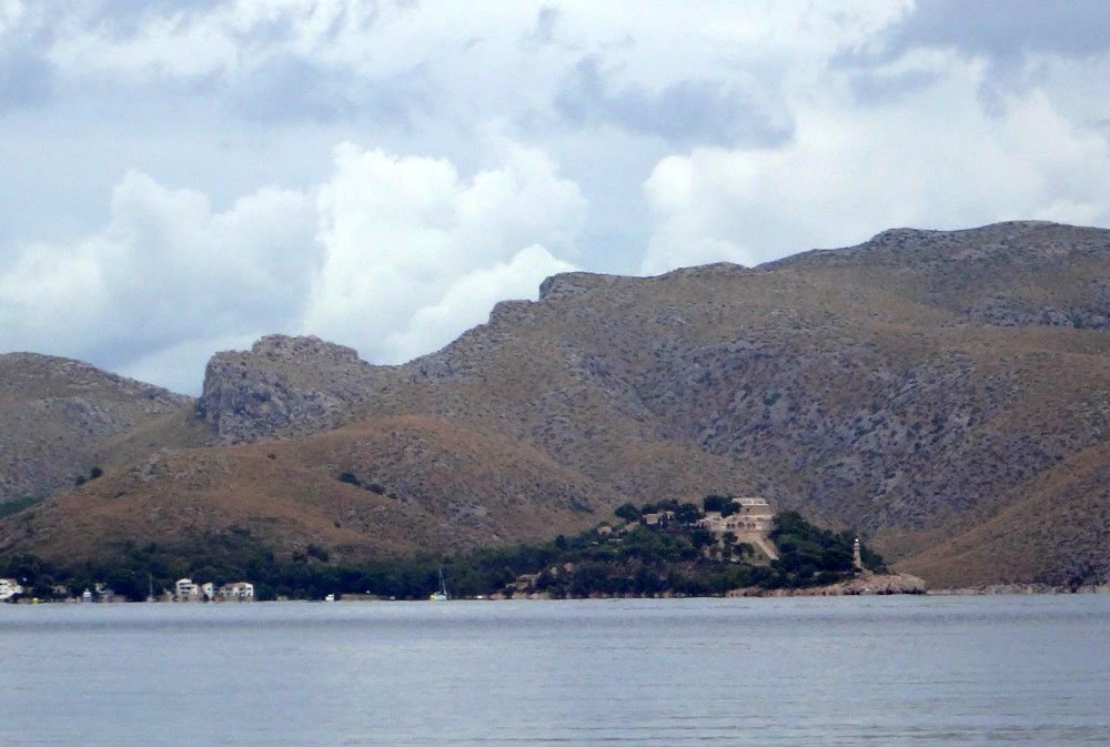 3 la-fortaleza-kitesurfen-mallorca-al-otro-lado-de-la-Bahia-de-Pollensa