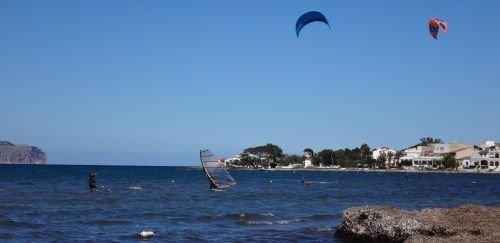 1 noroeste-mistral-downwinded-es-barcares-kitesurf en-mallorca
