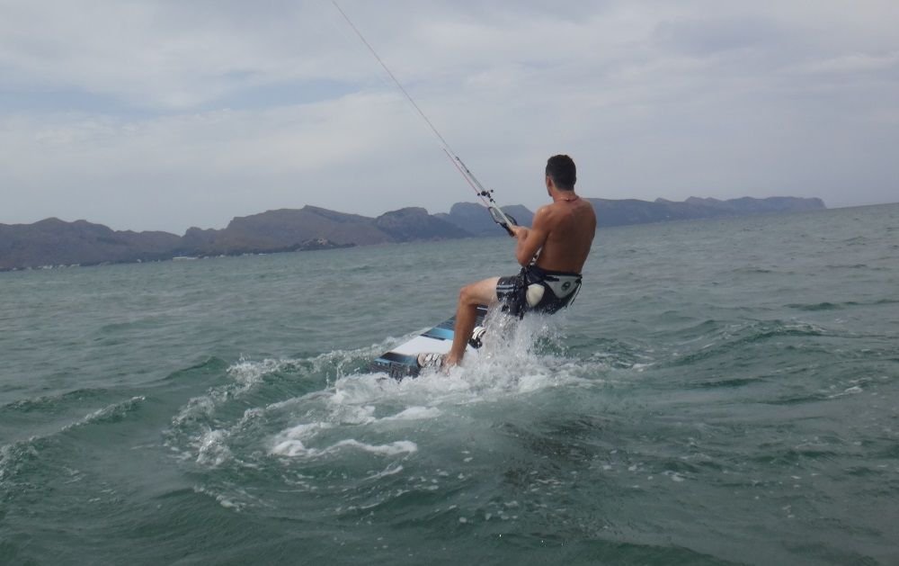15-gute-Position-Kitesurf-Club-Mallorca-Julio-Agosto-neues-Kite-Mitglied