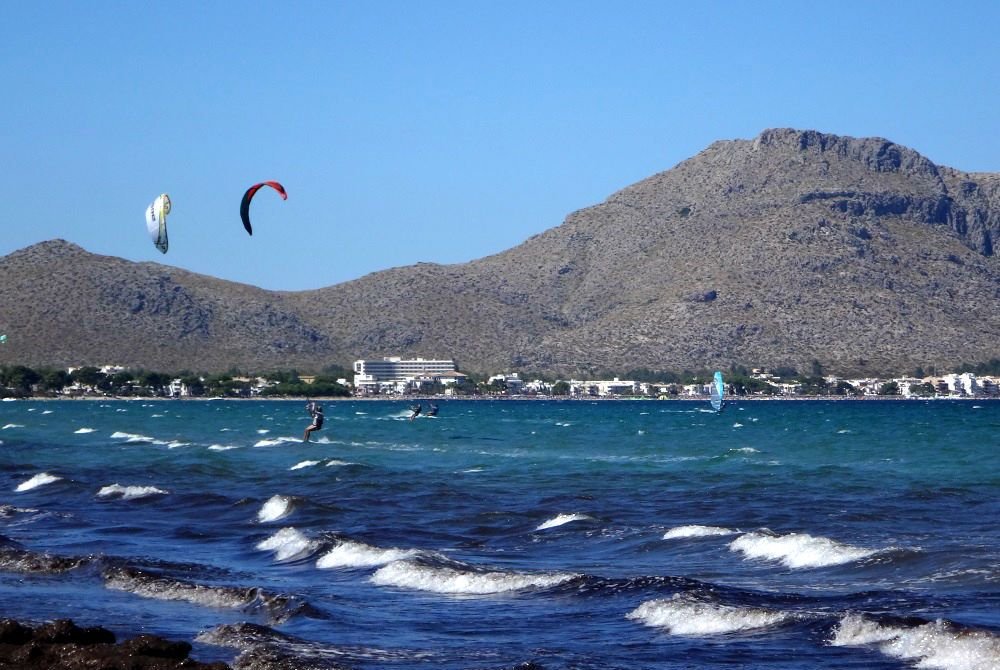 24 tres dias de curso de kitesurfing y ya navego