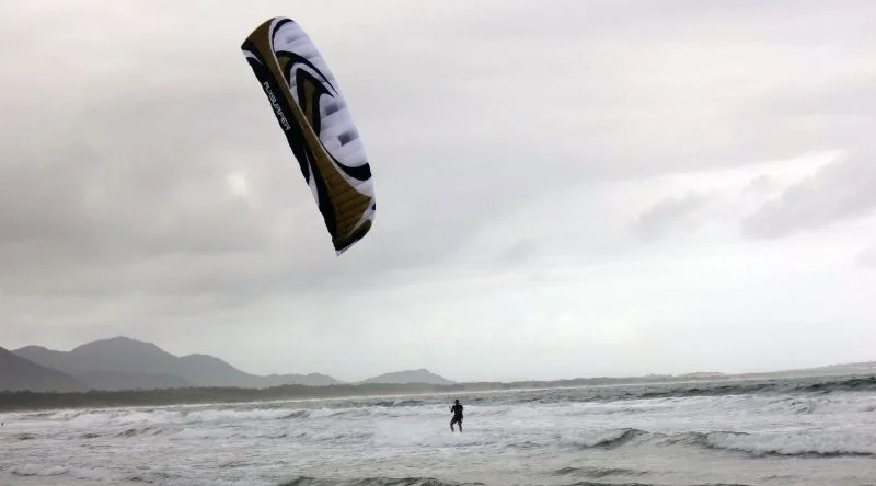 31 Flysurfer - kite foil escuela en Mallorca - aprender kite en Alcudia