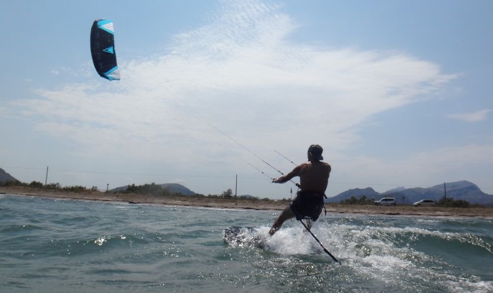 waterstart escuela de kite en Alcudia mallorca kiteschool com