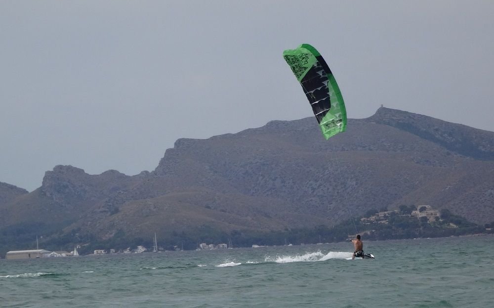 6-kitesurfing-klub-Mallorca-Tripadvisor-Mallorca