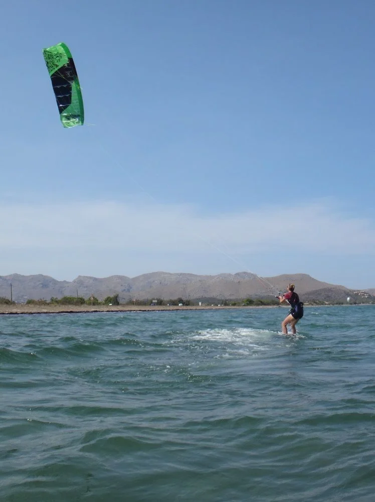 11-Peak-12-mts-flysurfer-kiteschule-mallorca-Svenja-reiten-kitesurfen-mallorca